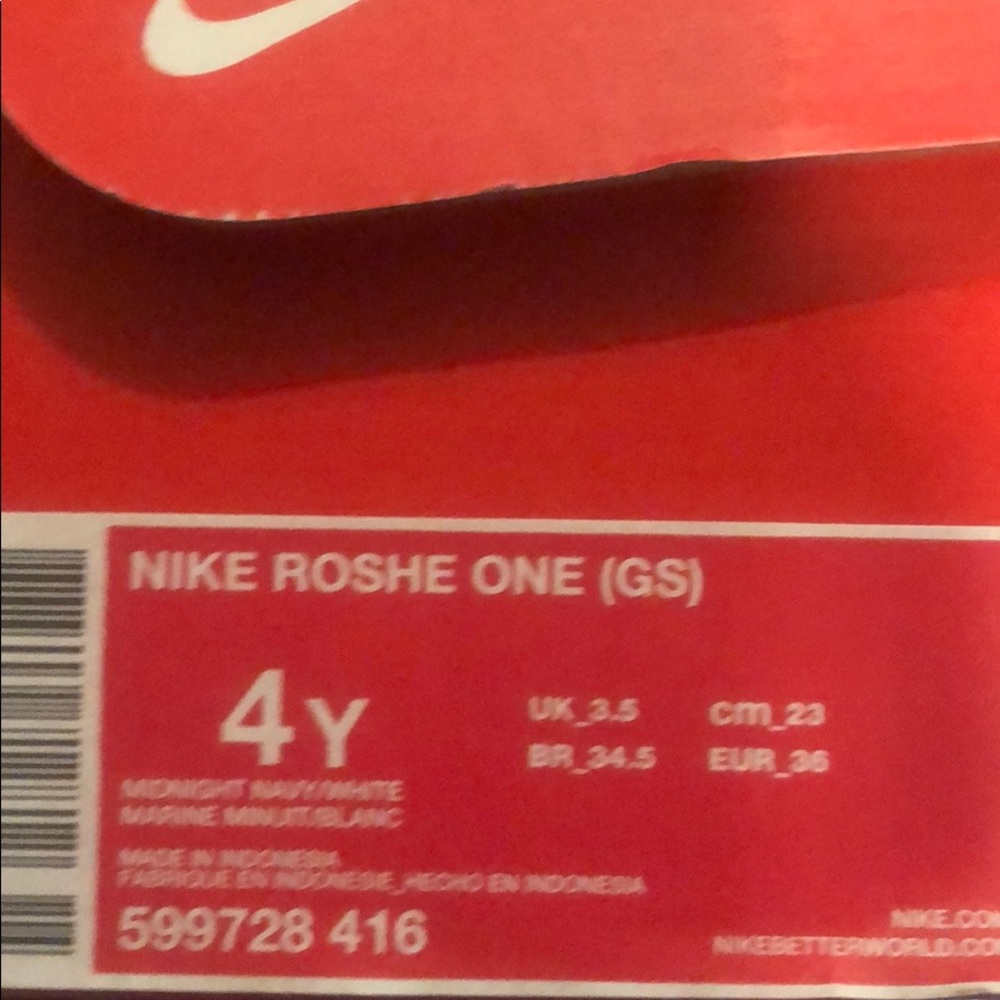 Nike Roshe Runs - Picture 4 of 5